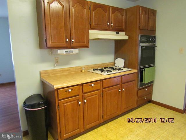 ST CLEMENTS SHORES - Residential Lease