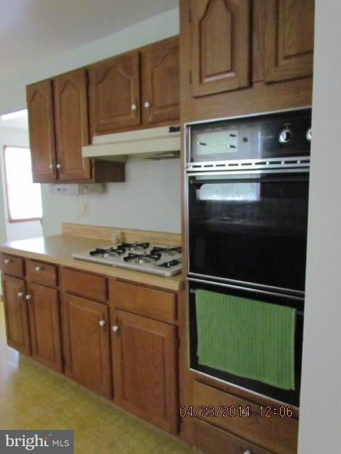 ST CLEMENTS SHORES - Residential Lease