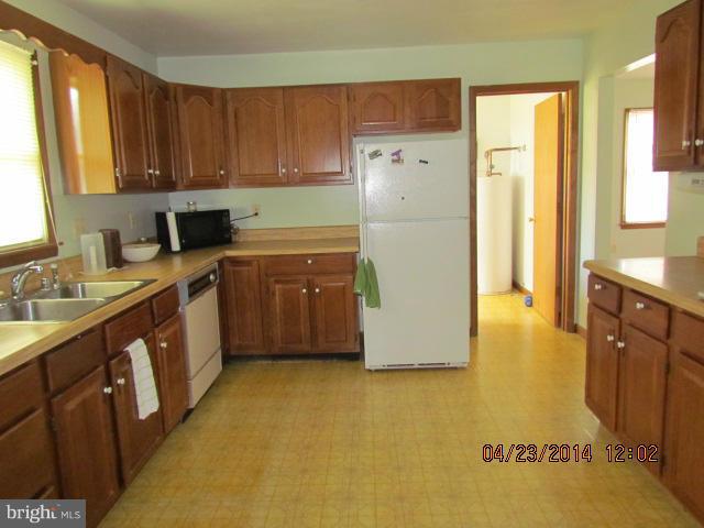 ST CLEMENTS SHORES - Residential Lease