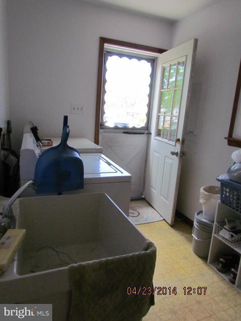 ST CLEMENTS SHORES - Residential Lease