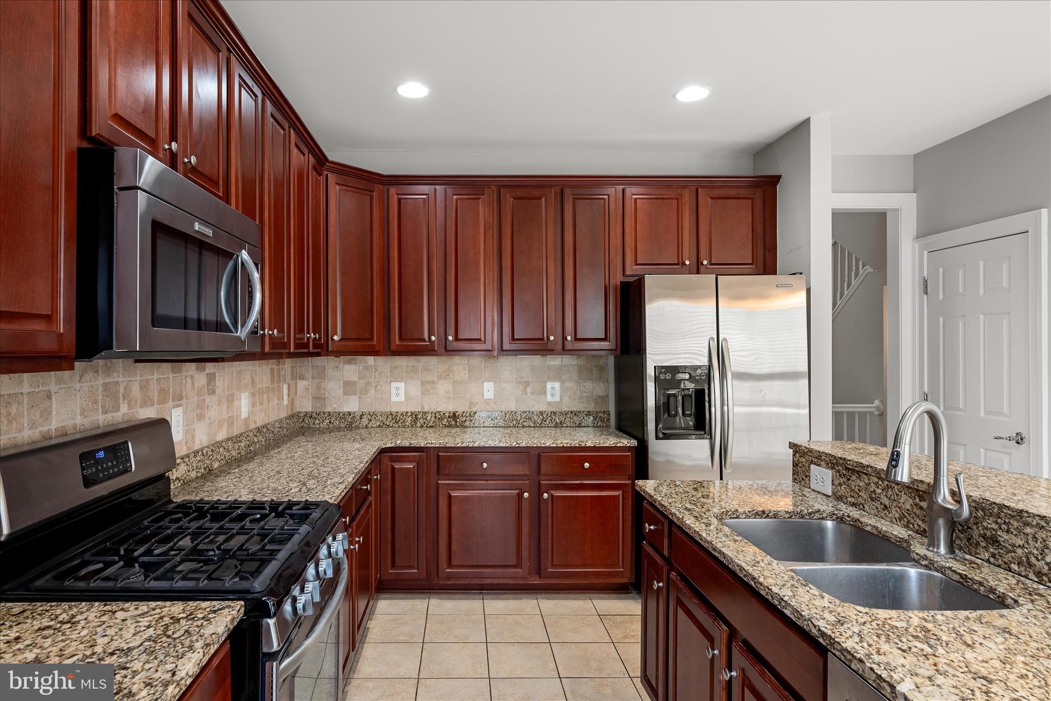 OAKLAWN - Residential Lease