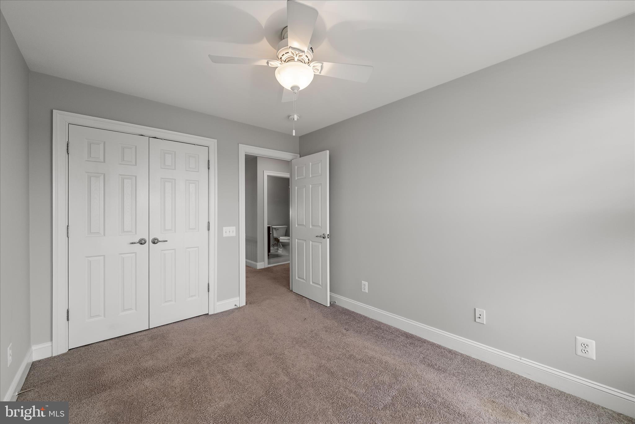 OAKLAWN - Residential Lease