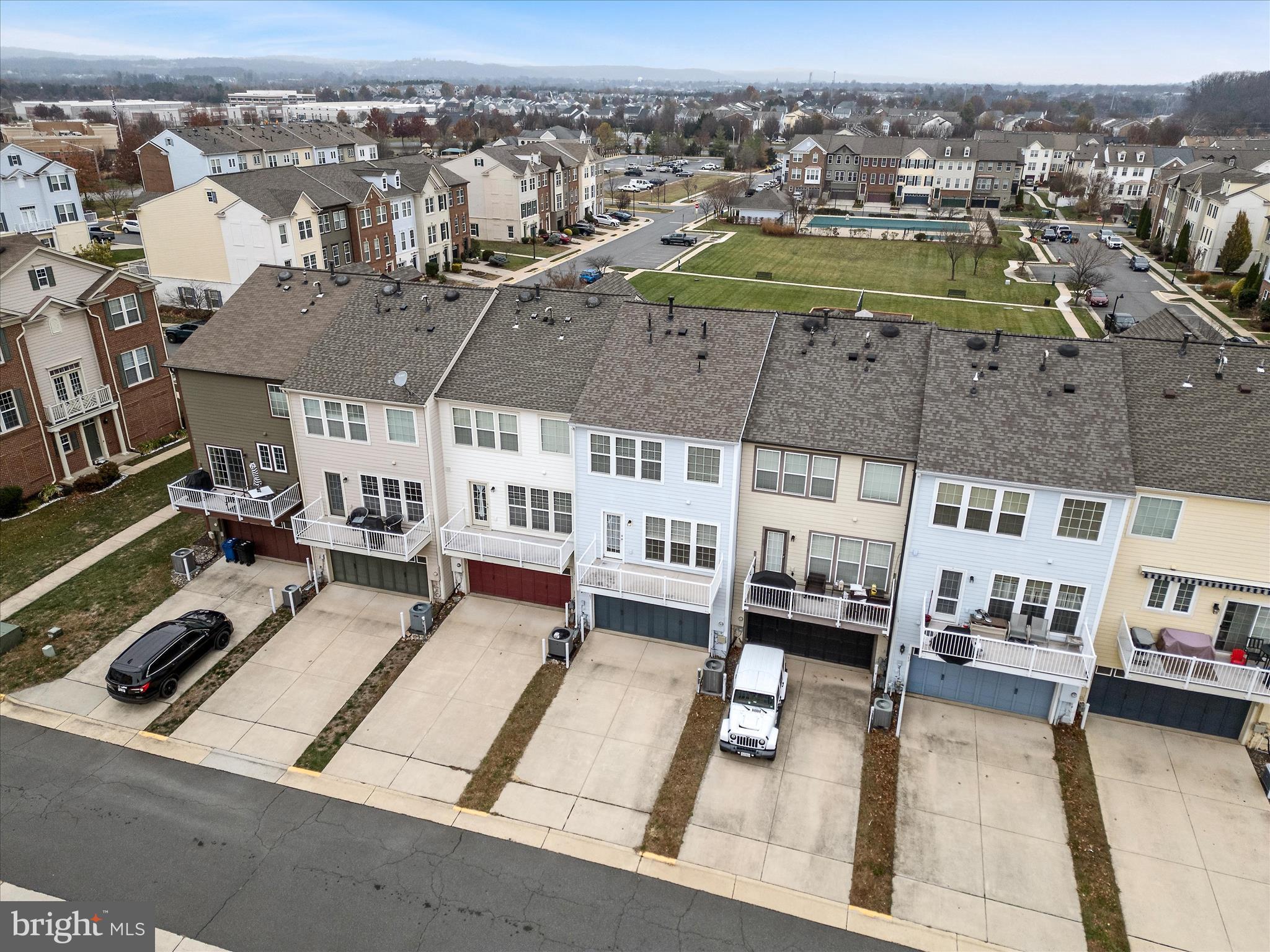 OAKLAWN - Residential Lease