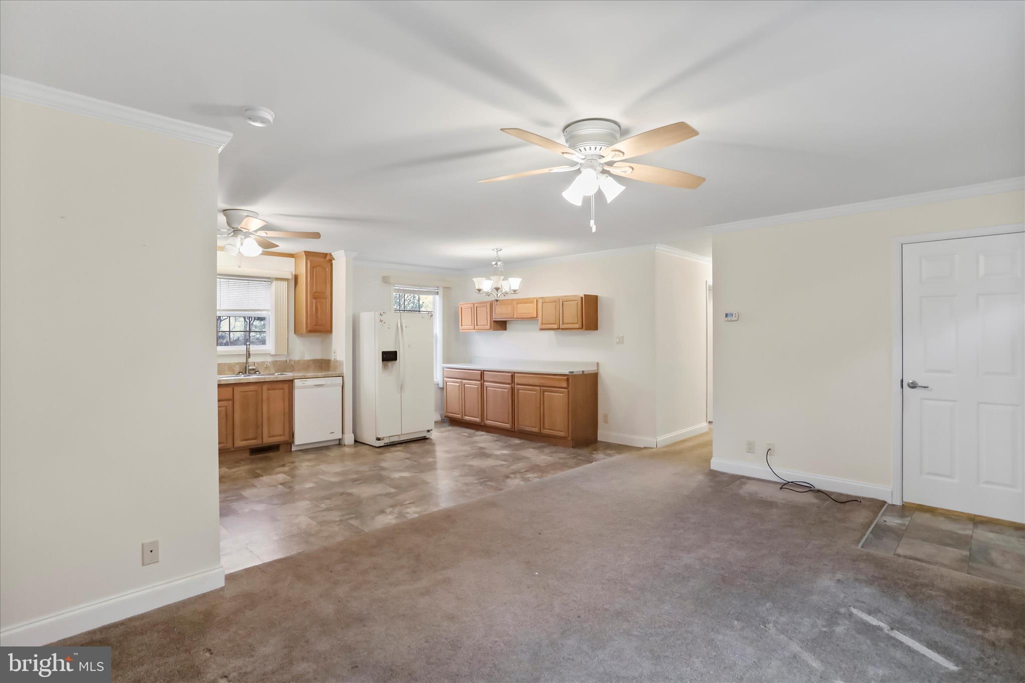 MOUNTAIN VIEW ESTATES - Residential