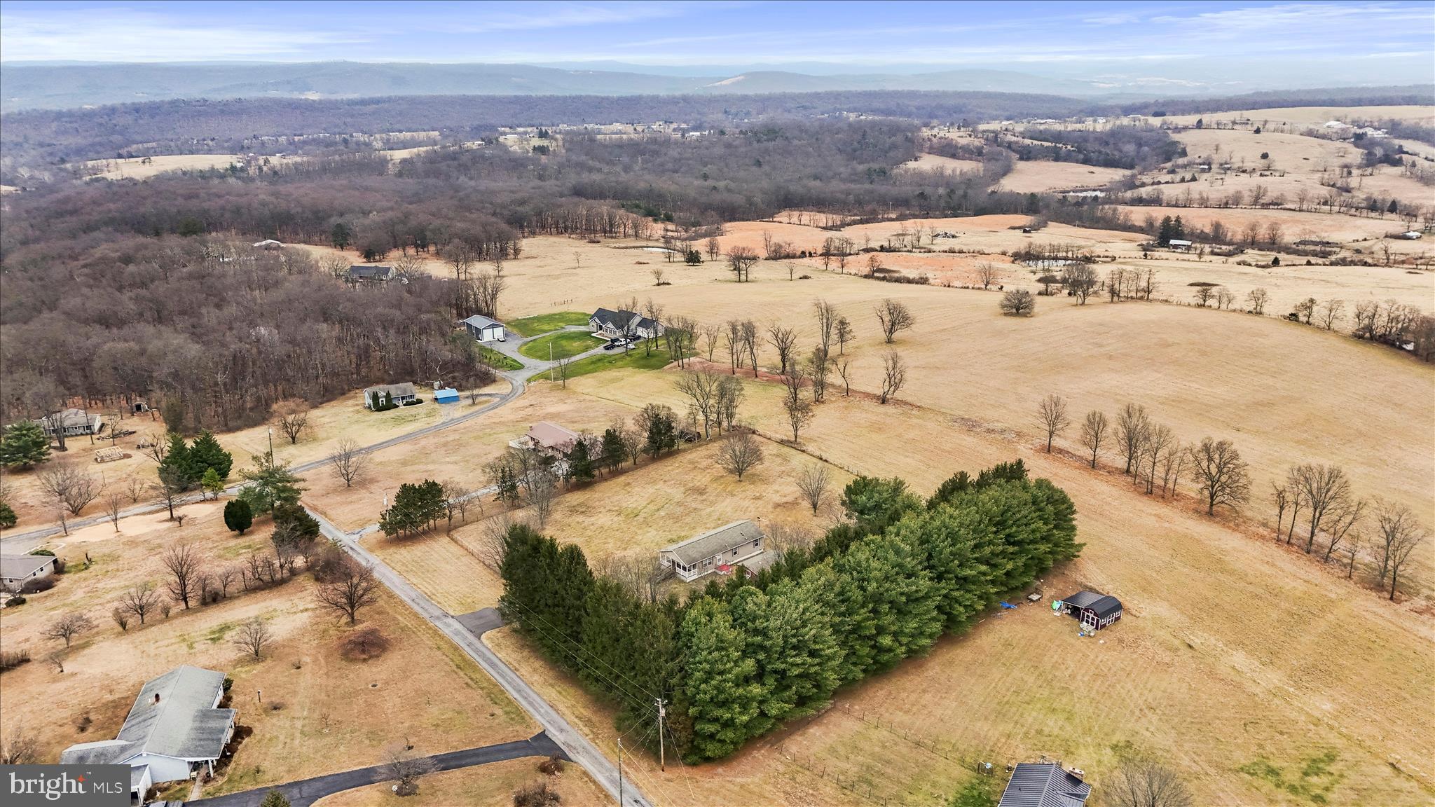 MOUNTAIN VIEW ESTATES - Residential