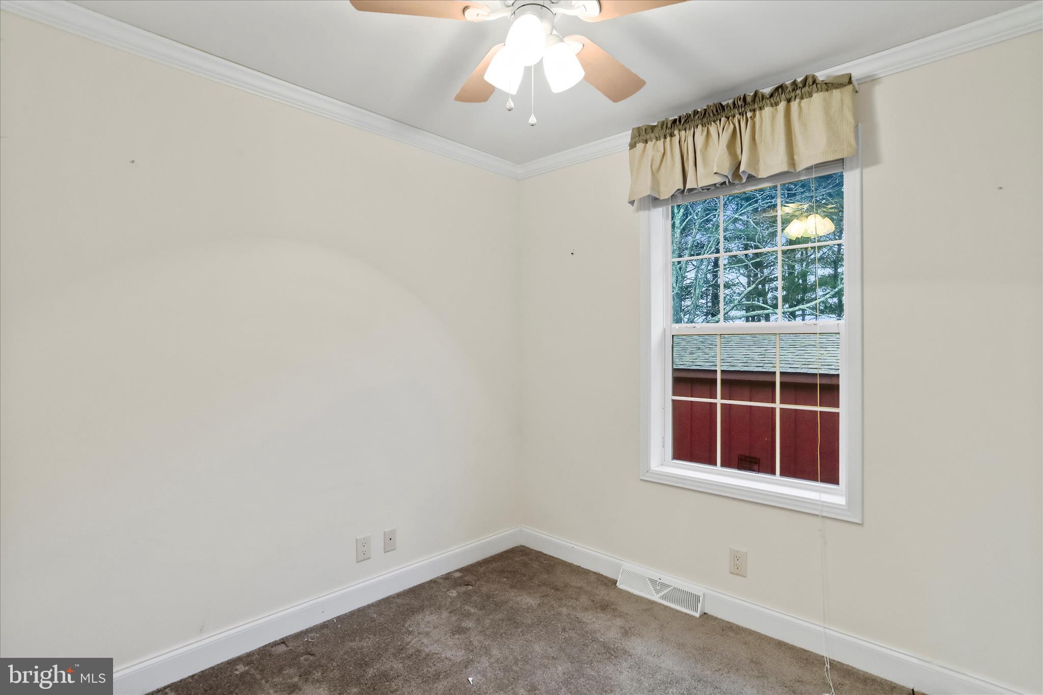 MOUNTAIN VIEW ESTATES - Residential