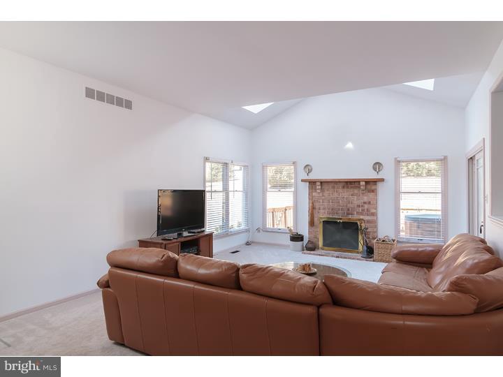 CHESHIRE KNOLL - Residential