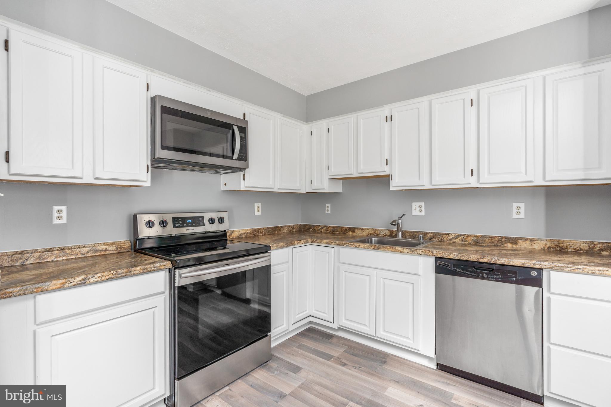 SOUTH COVE - Residential