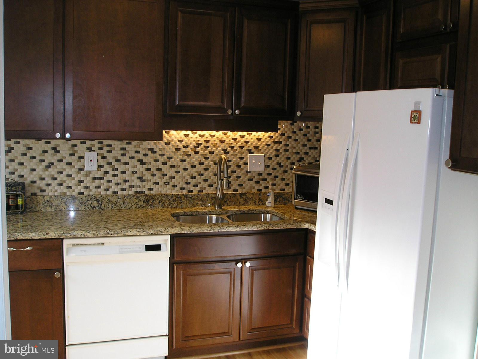 SOUTHGATE - Residential Lease