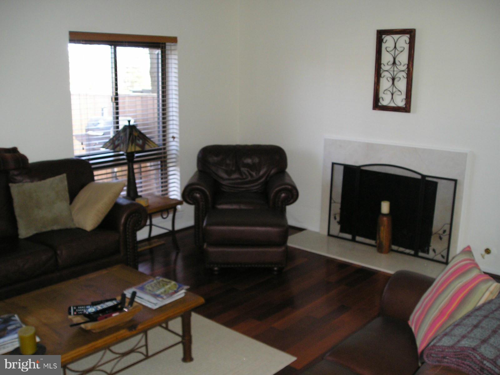 SOUTHGATE - Residential Lease