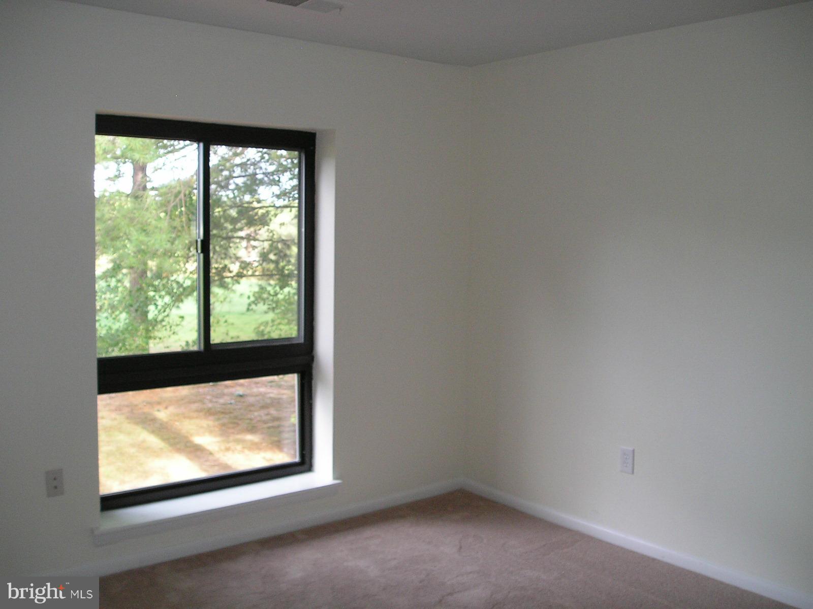 SOUTHGATE - Residential Lease