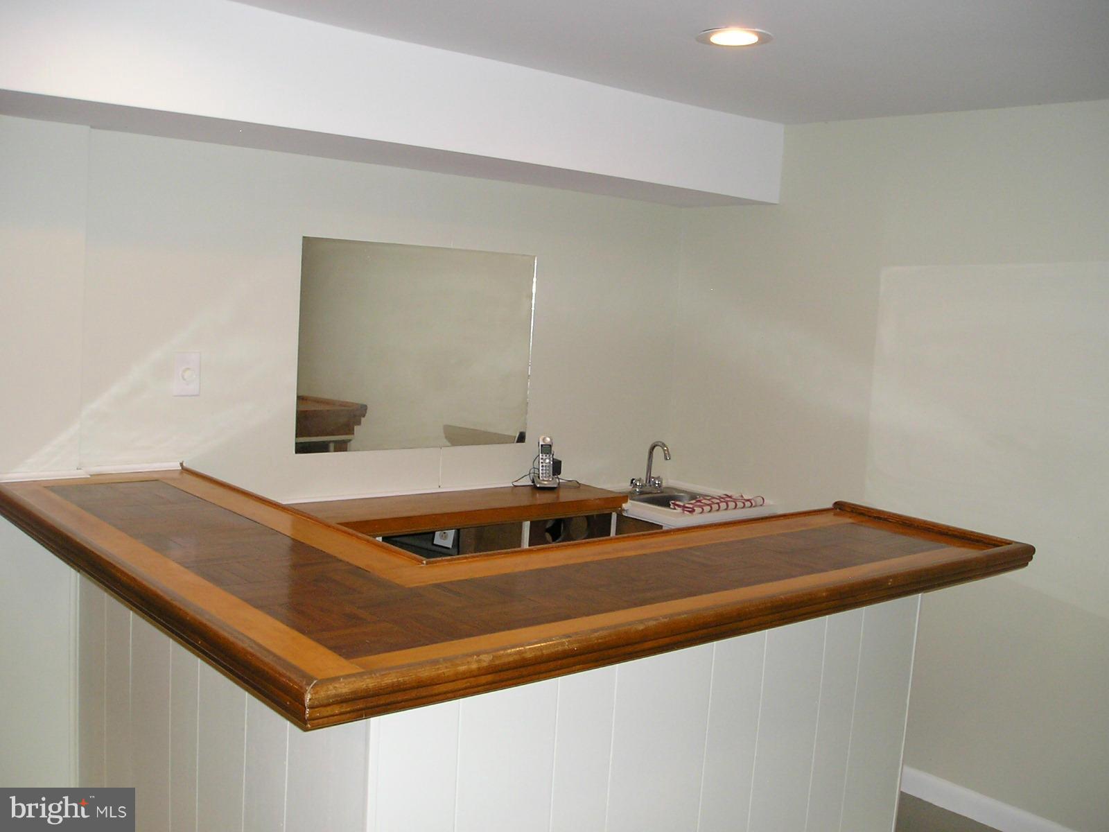 SOUTHGATE - Residential Lease