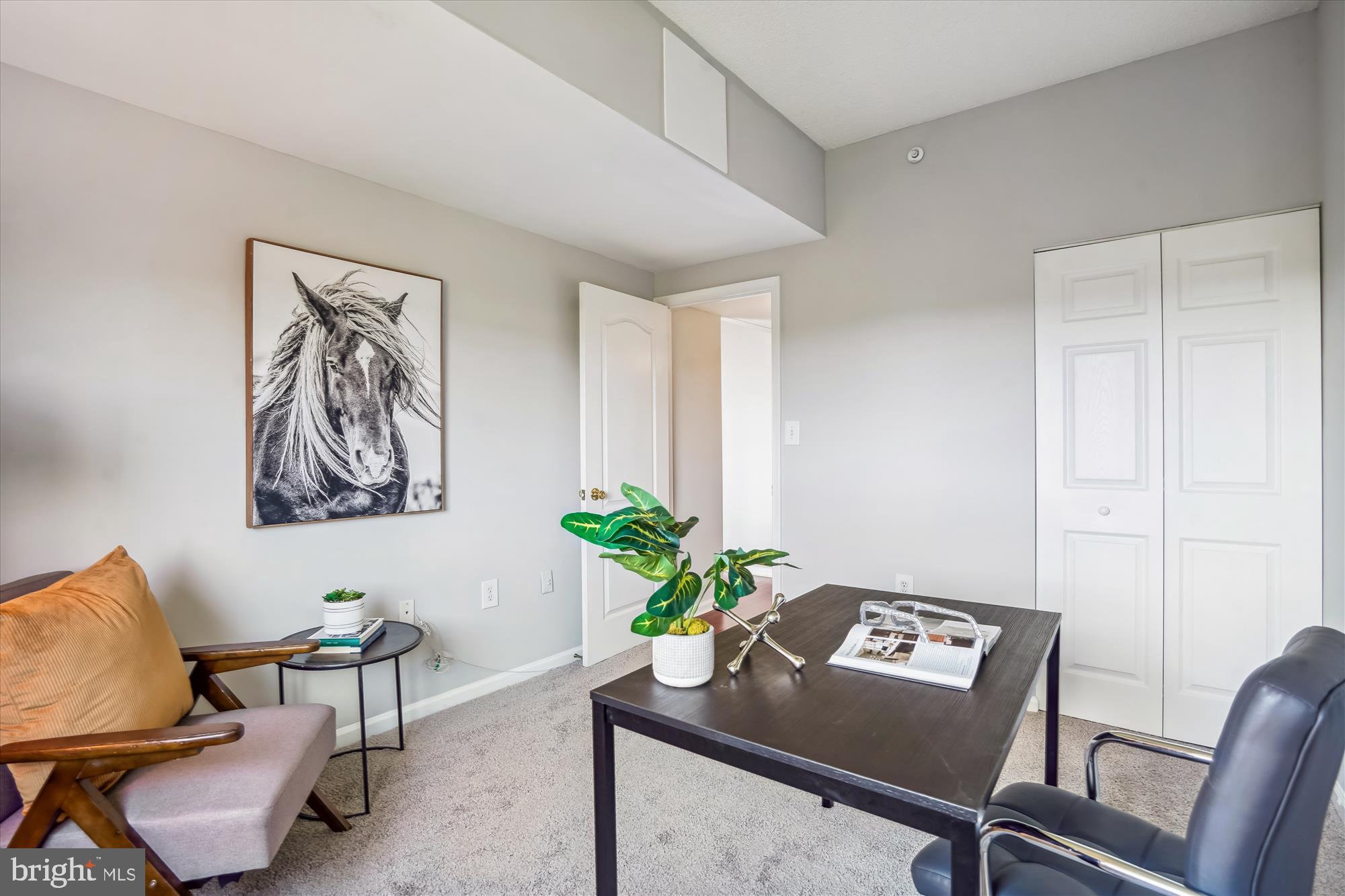 RENAISSANCE - Residential Lease