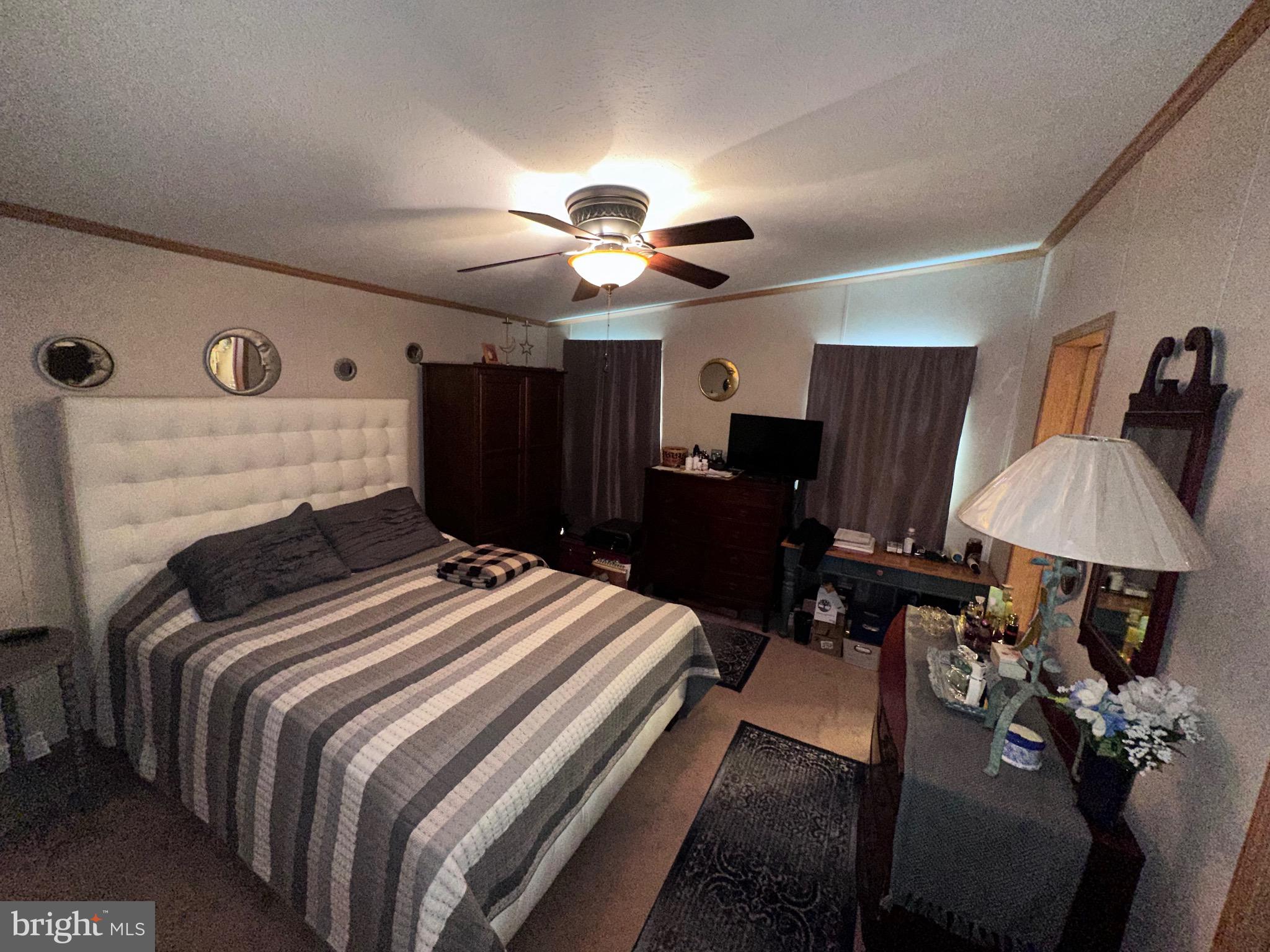 ARUNDEL MOBILE VILLAGE - Residential