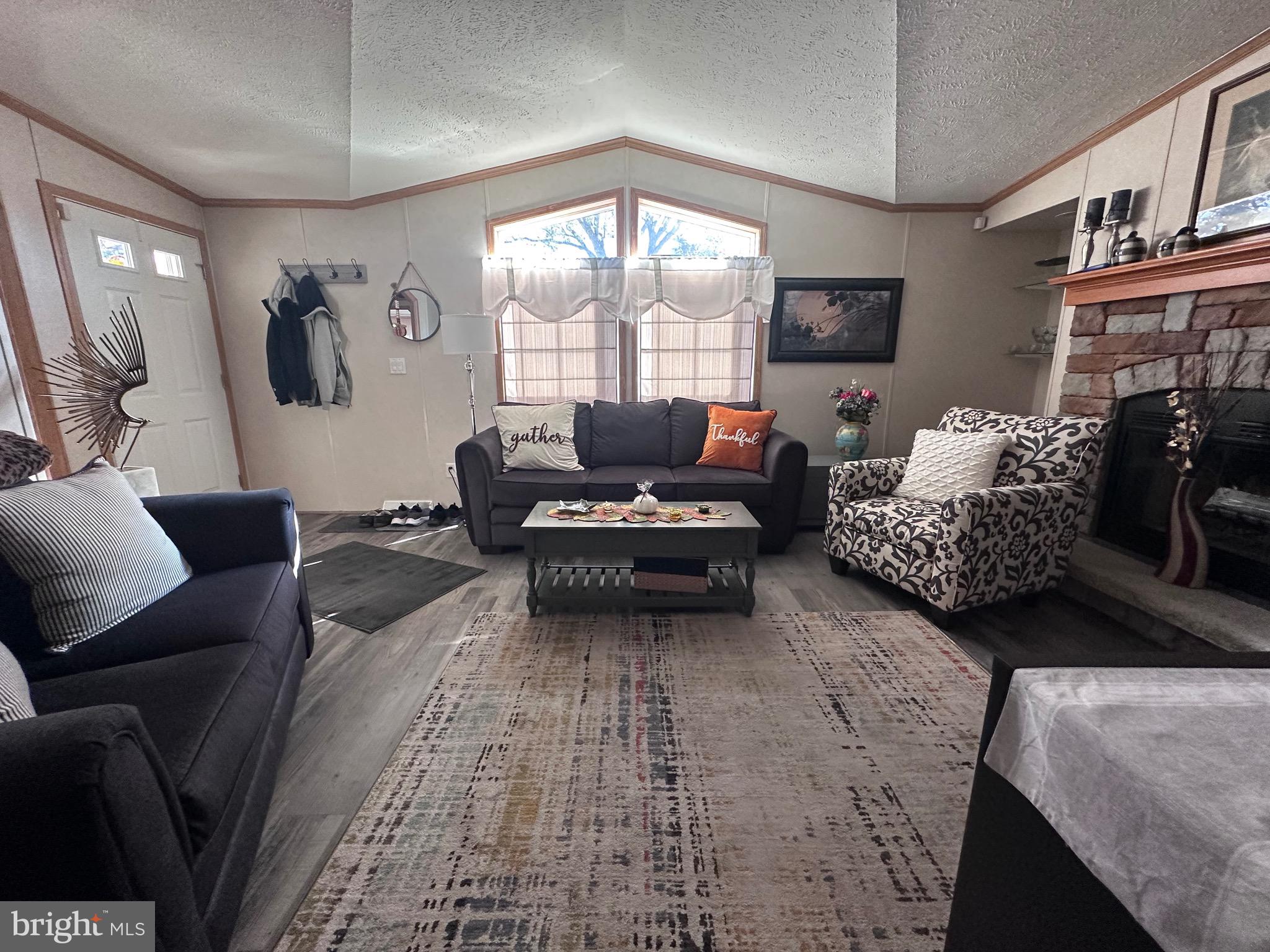 ARUNDEL MOBILE VILLAGE - Residential