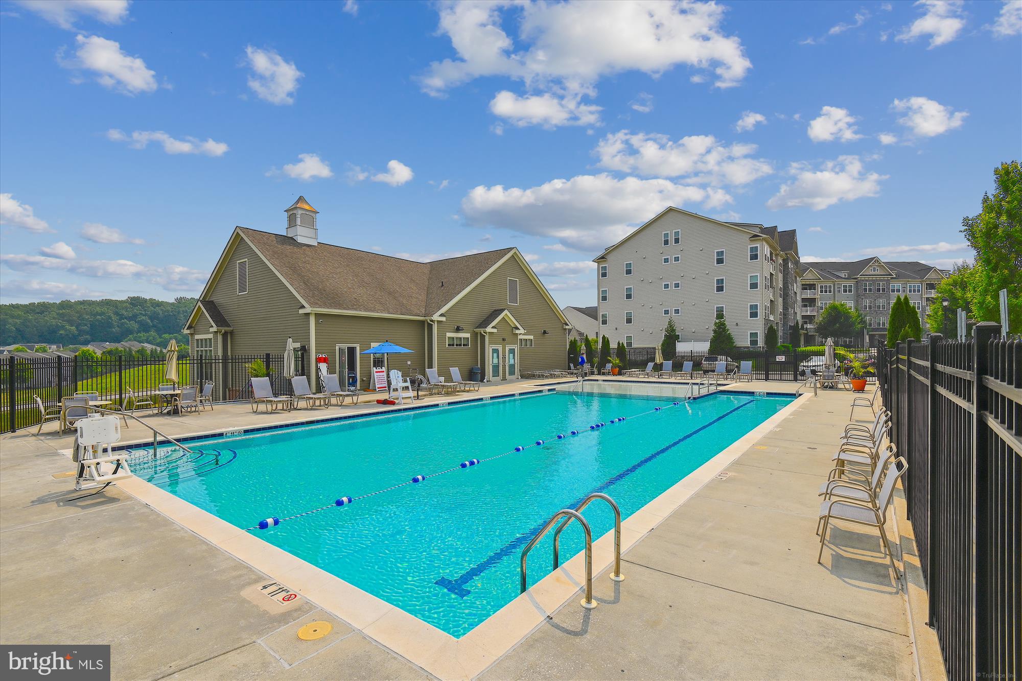 WAVERLY WOODS WEST - Residential