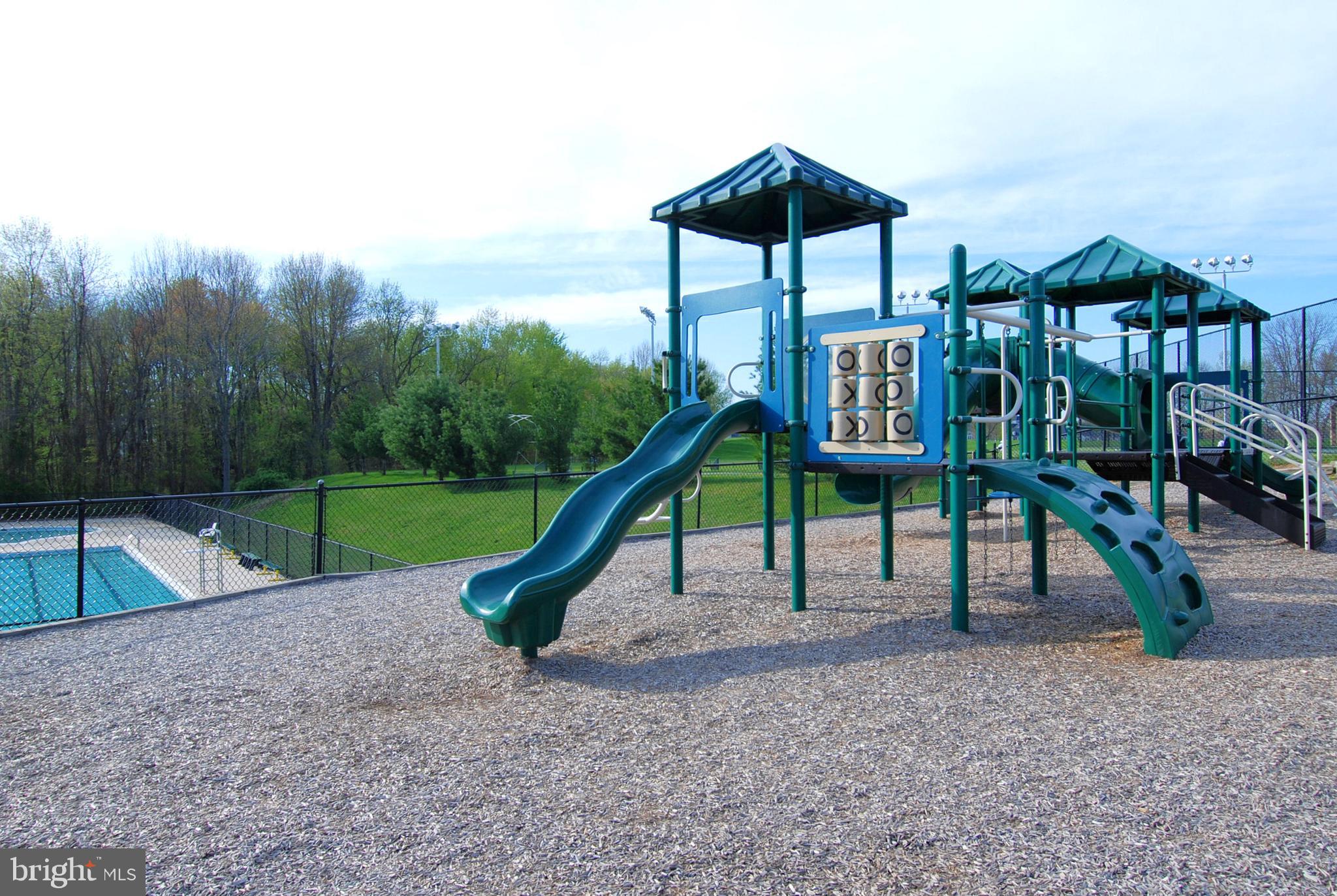 WAVERLY WOODS WEST - Residential