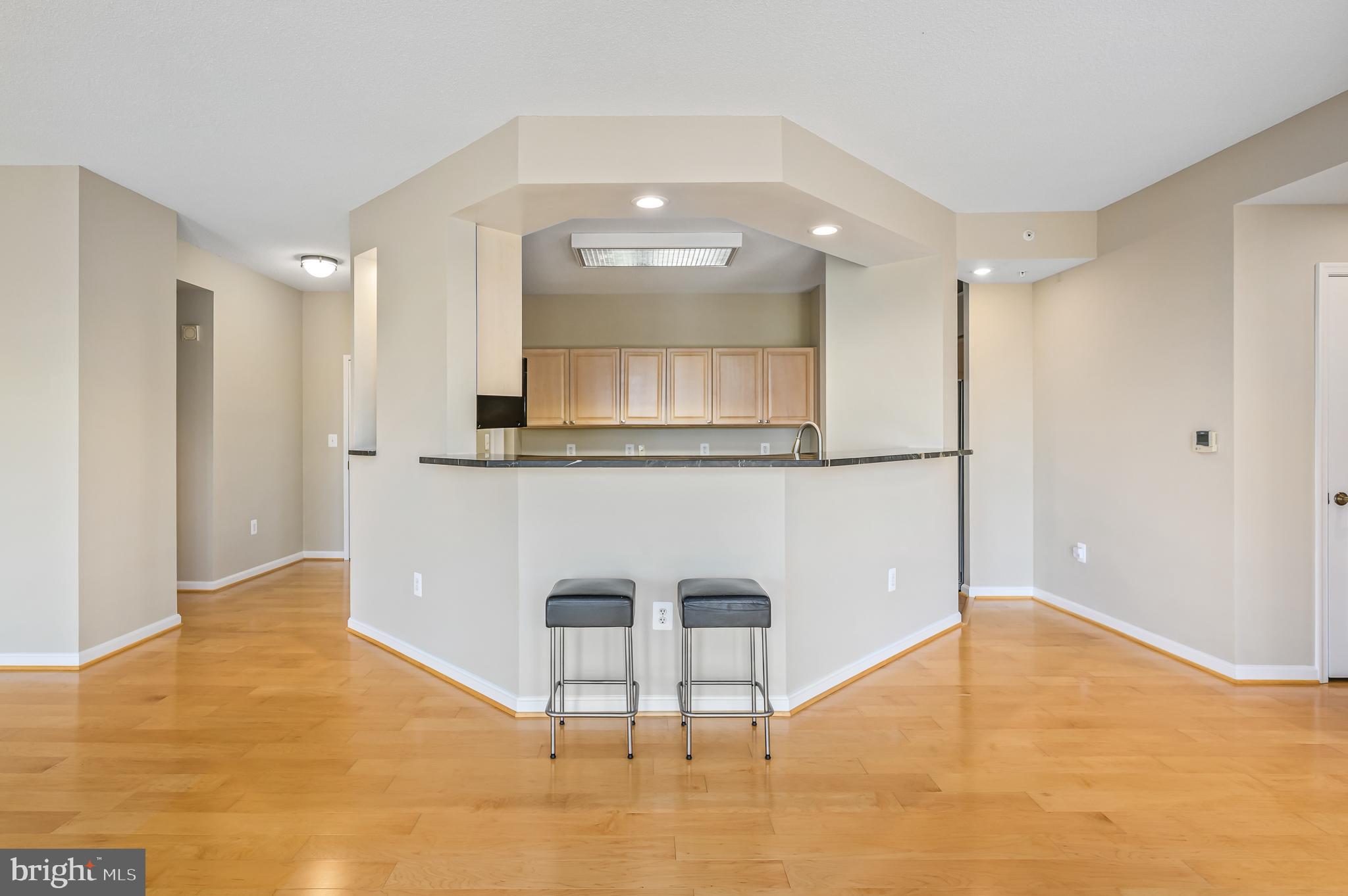 LANSDOWNE WOODS - Residential