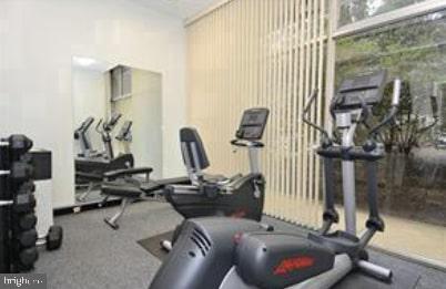 RIVER TOWERS - Residential