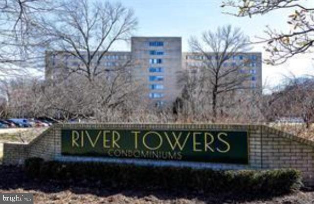 RIVER TOWERS - Residential