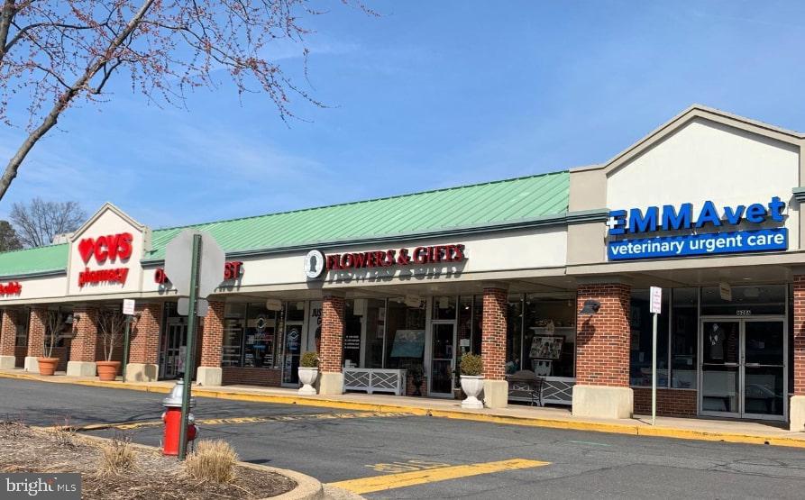 RIVER TOWERS - Residential