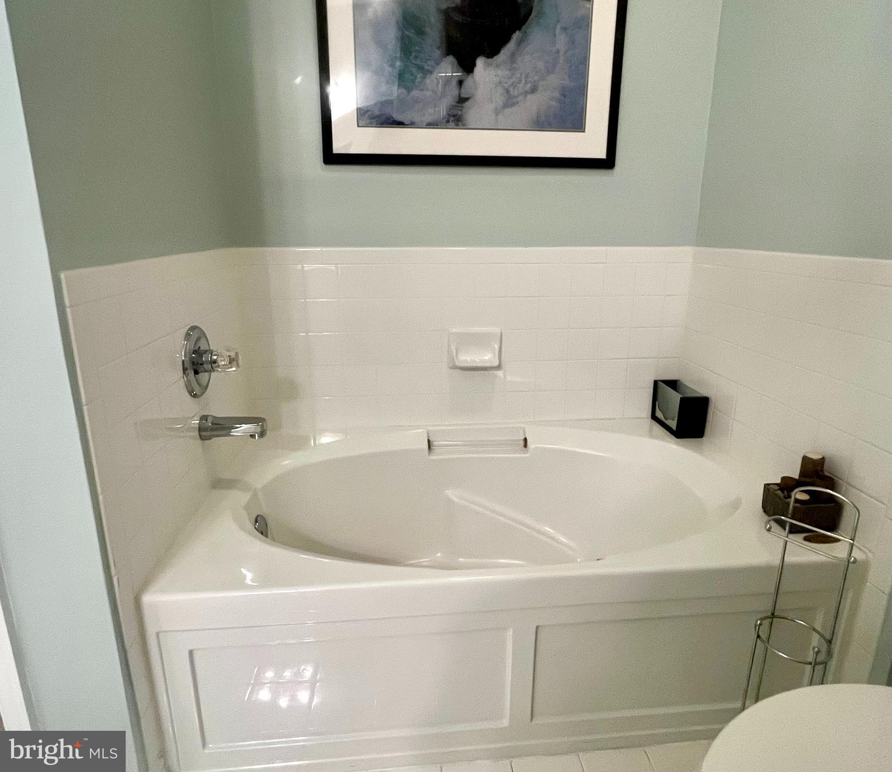 RIVER COLONY - Residential