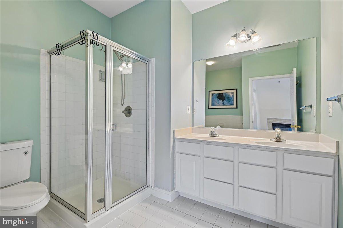 RIVER COLONY - Residential