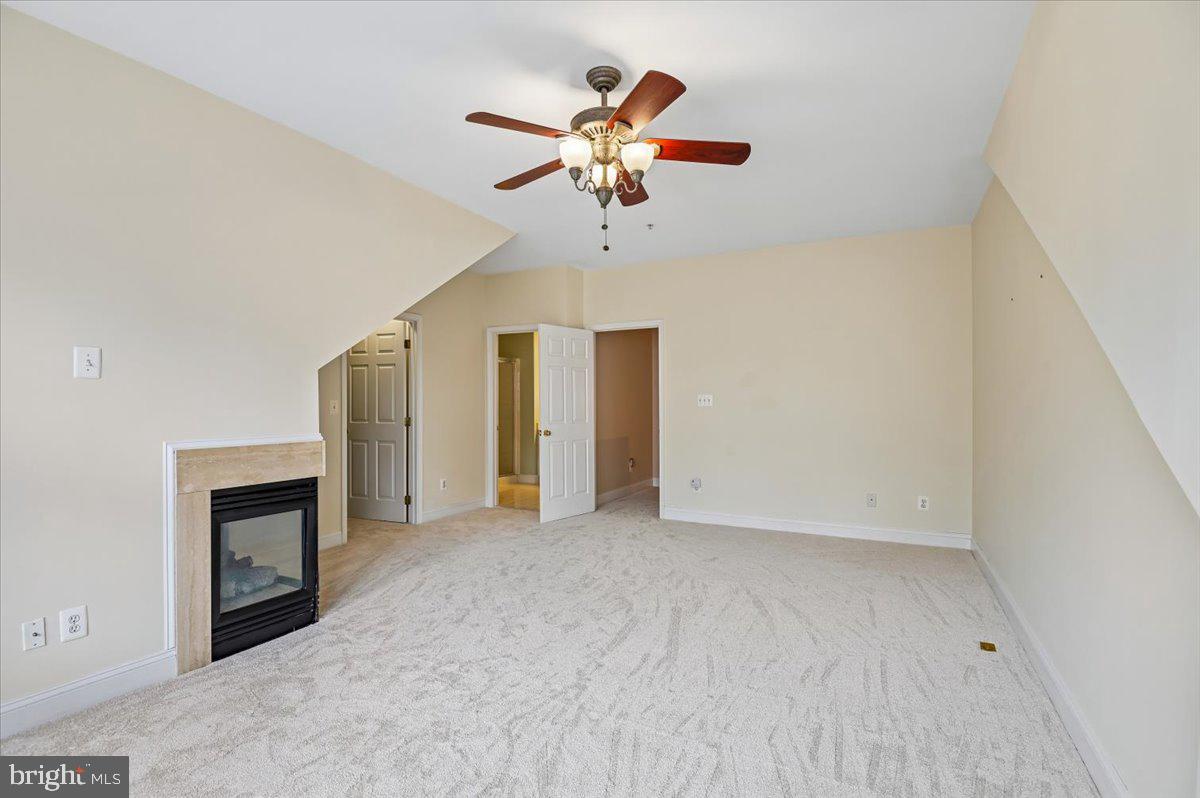 RIVER COLONY - Residential