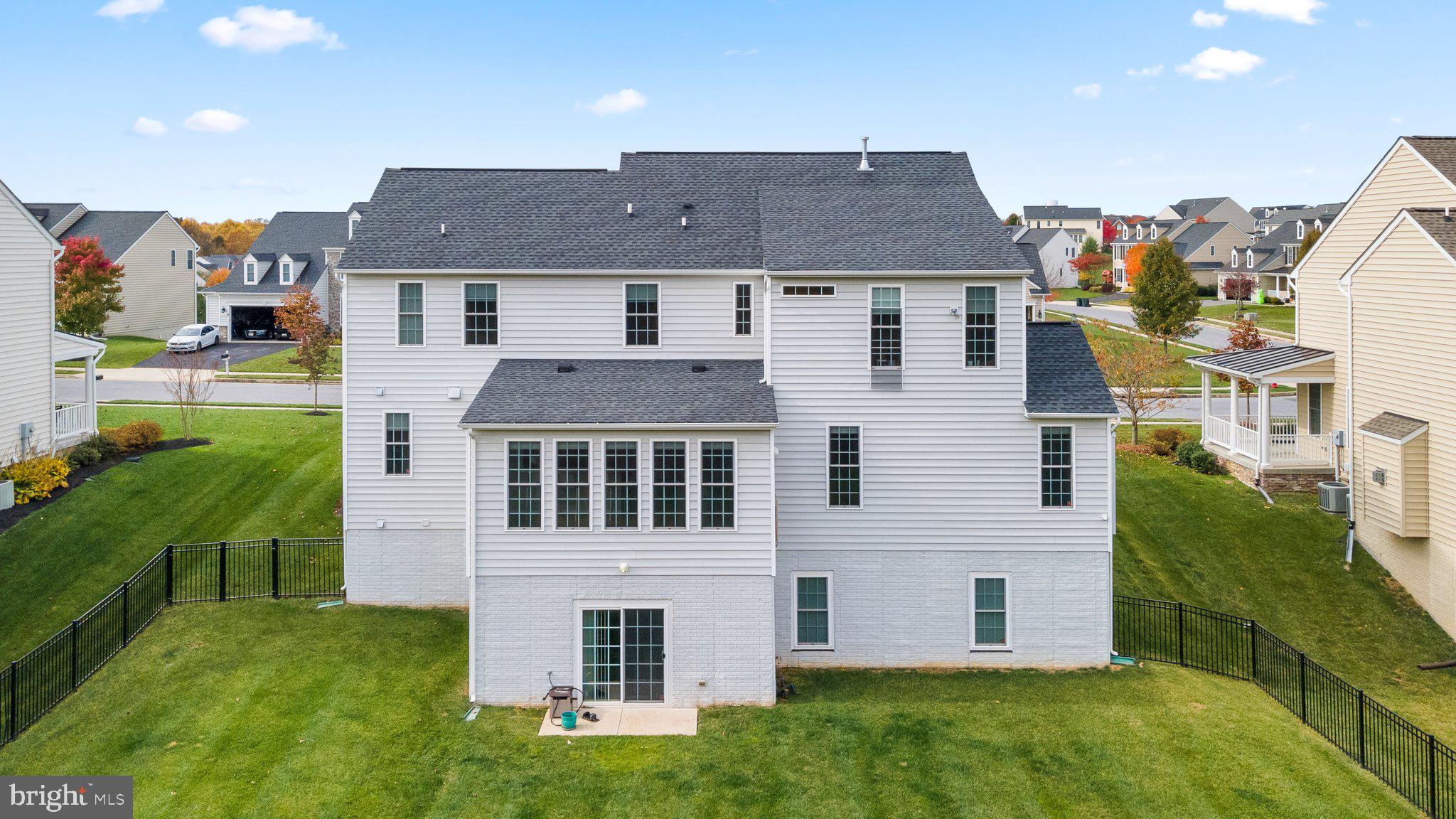2212 KINGS FOREST TRAIL