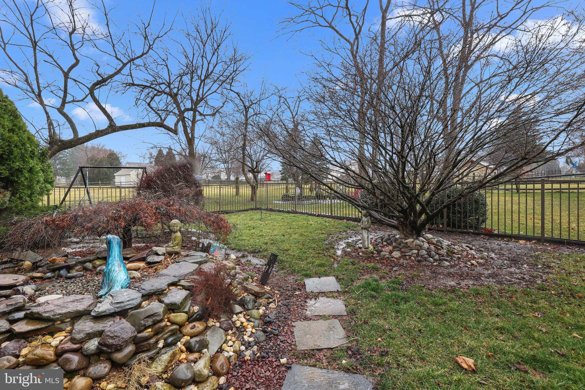 WILLOW PENN - Residential