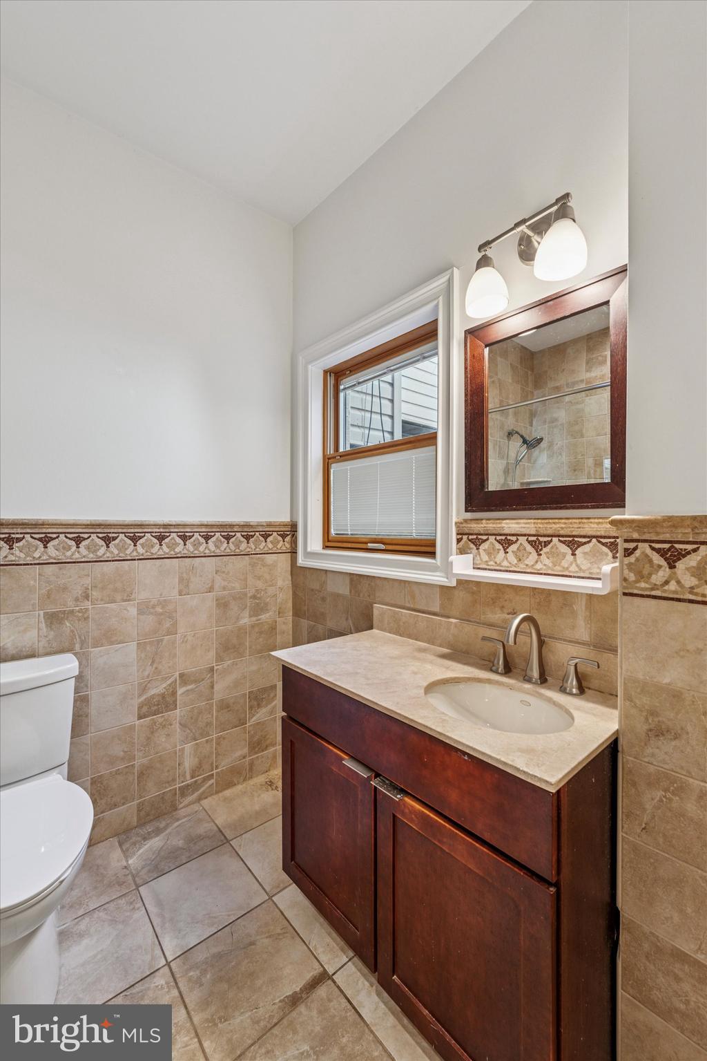 BELLA VISTA - Residential Lease