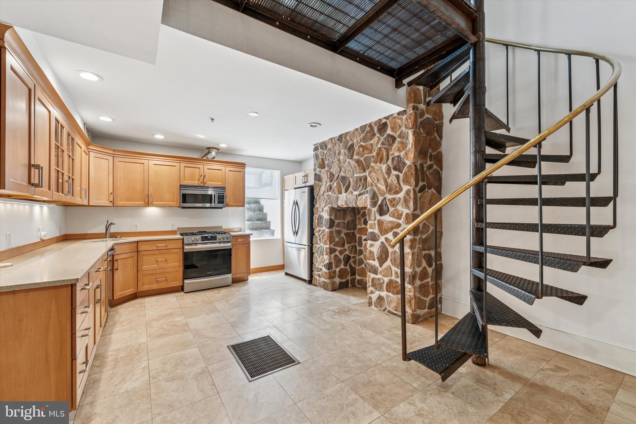 BELLA VISTA - Residential Lease