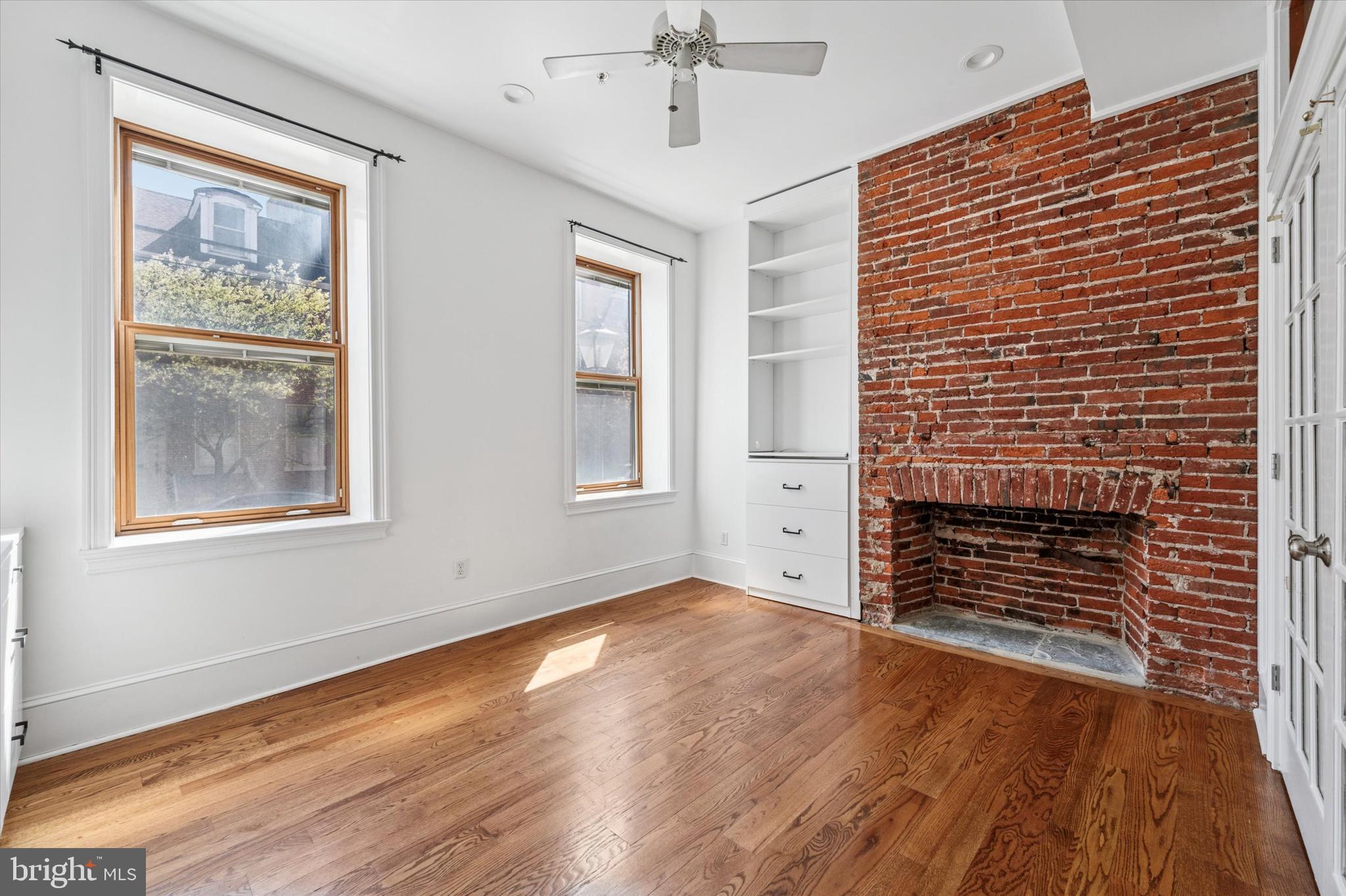 BELLA VISTA - Residential Lease