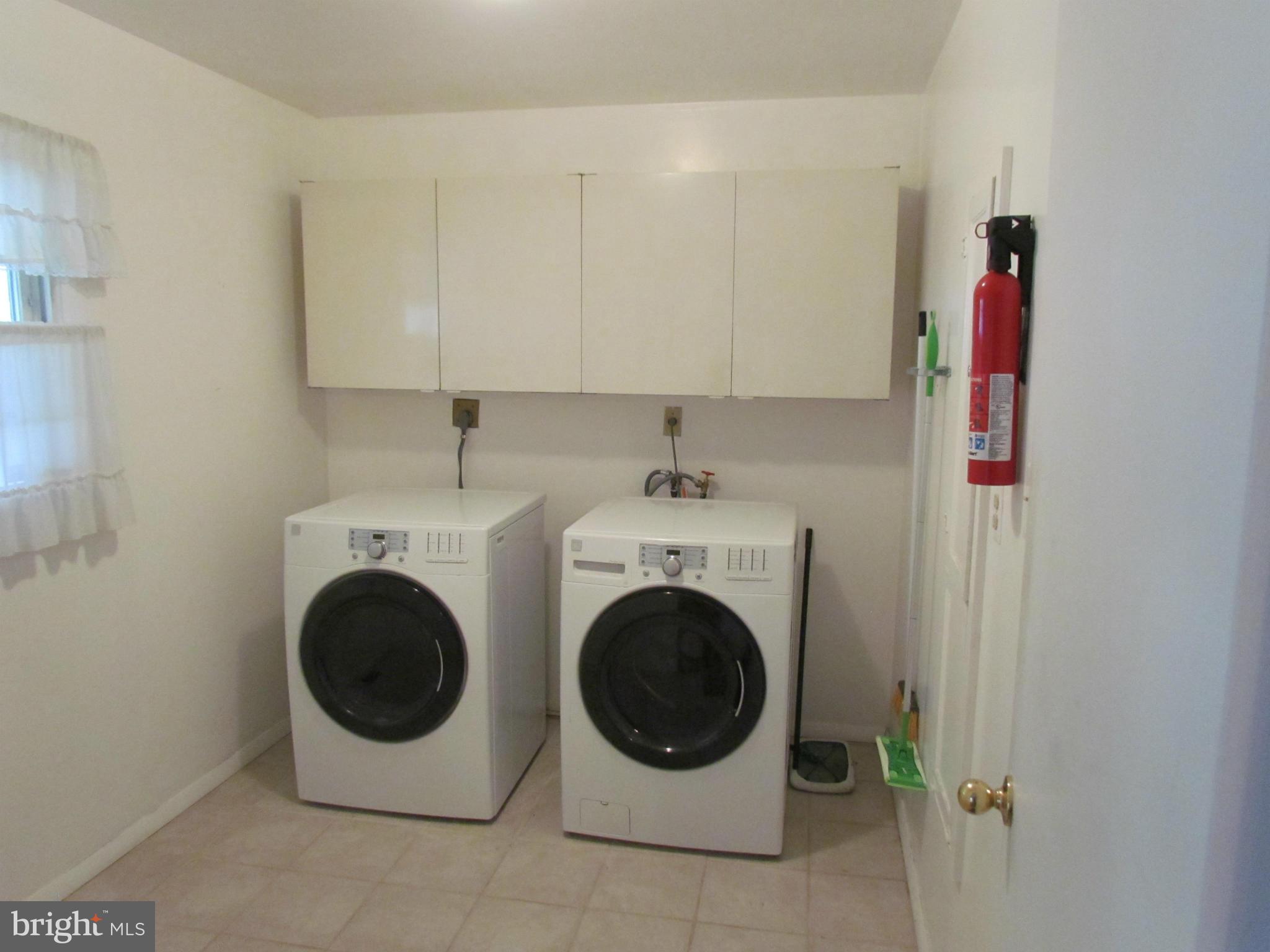 SOMERSET AT BELAIR - Residential