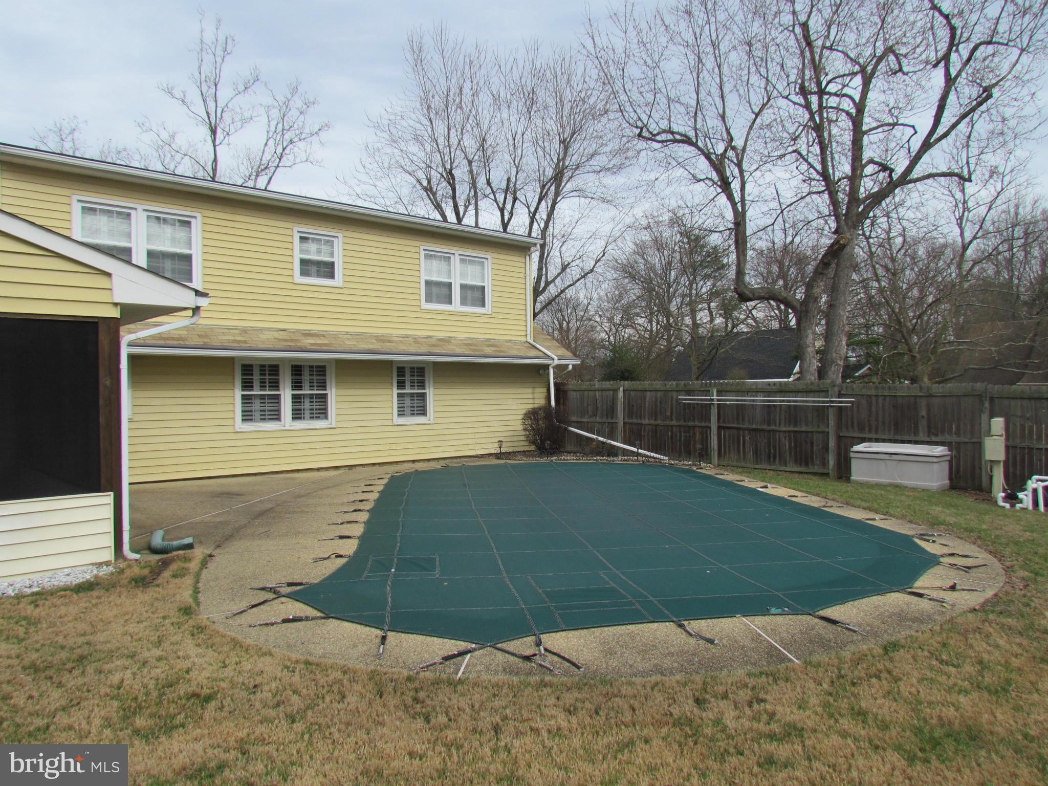 SOMERSET AT BELAIR - Residential