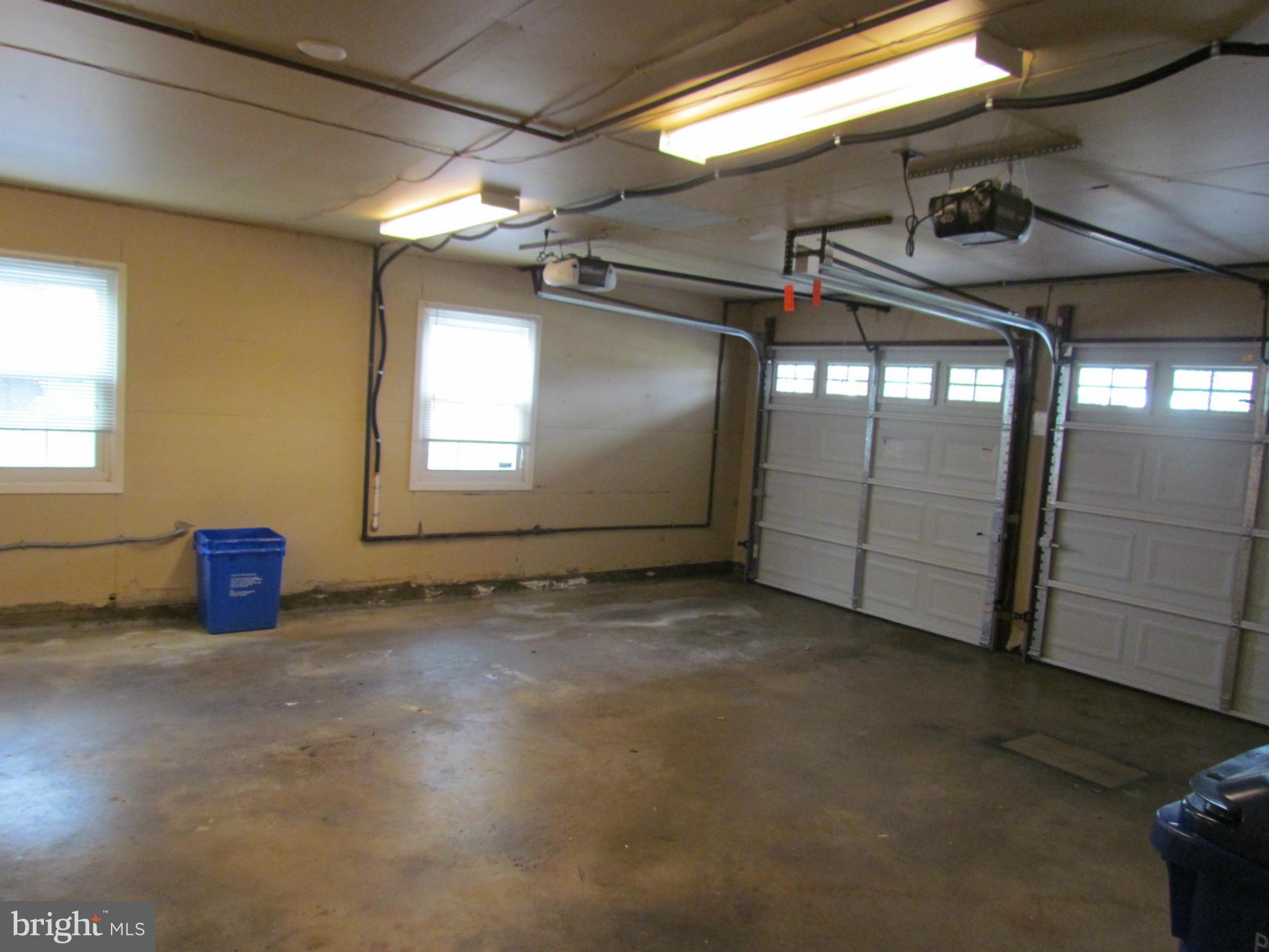 SOMERSET AT BELAIR - Residential