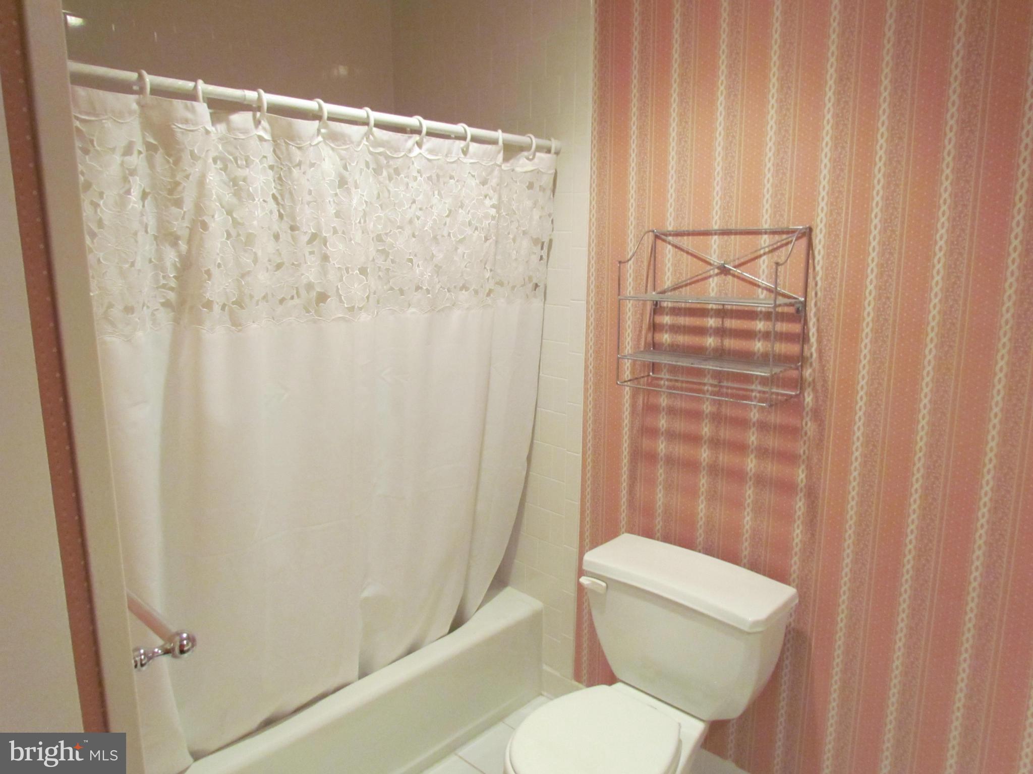 SOMERSET AT BELAIR - Residential