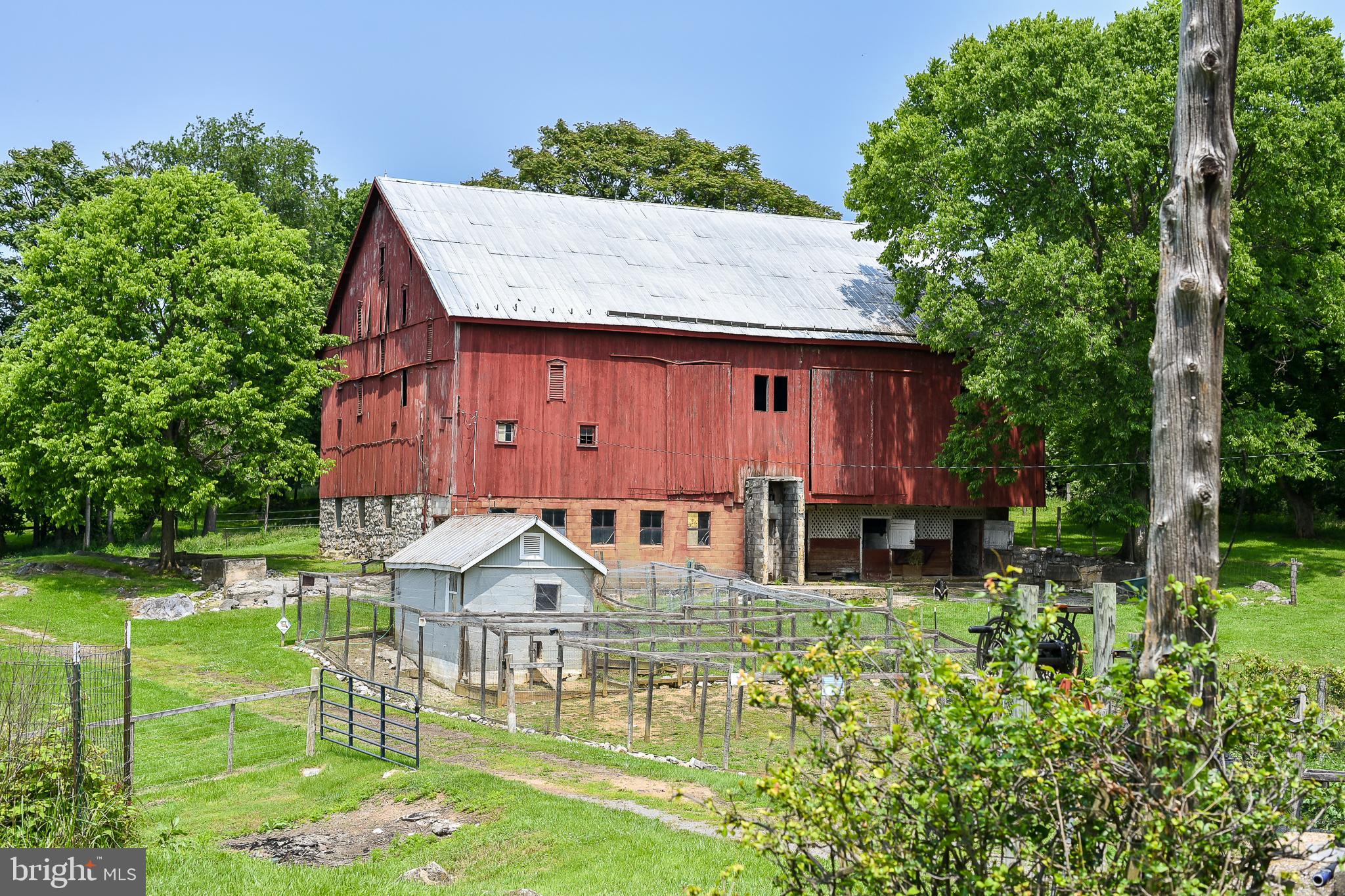 3897 SCRABBLE ROAD