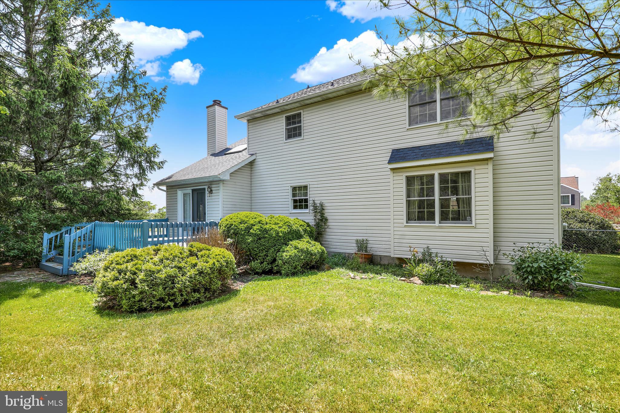 DOUGLAS MEADOWS - Residential
