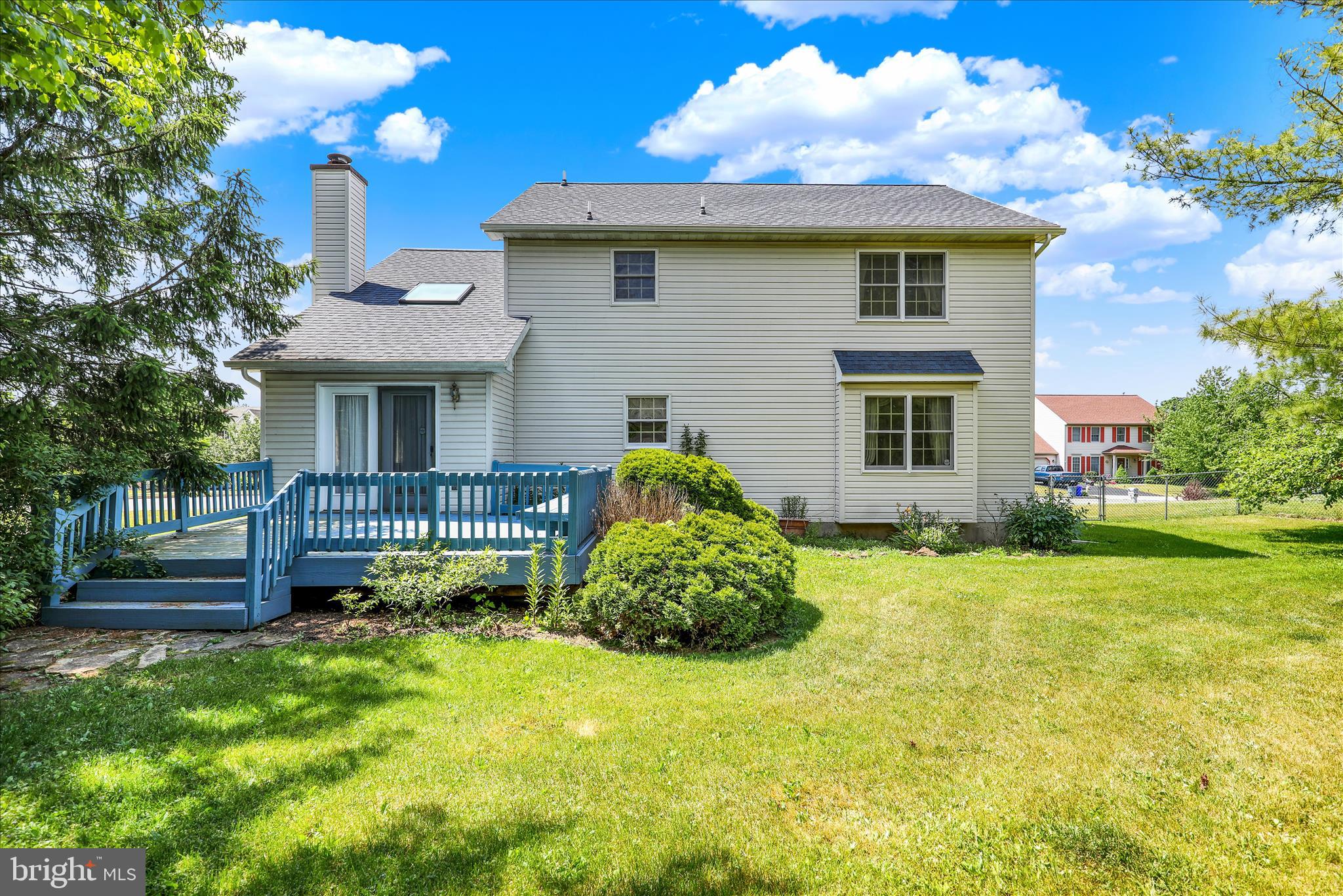 DOUGLAS MEADOWS - Residential