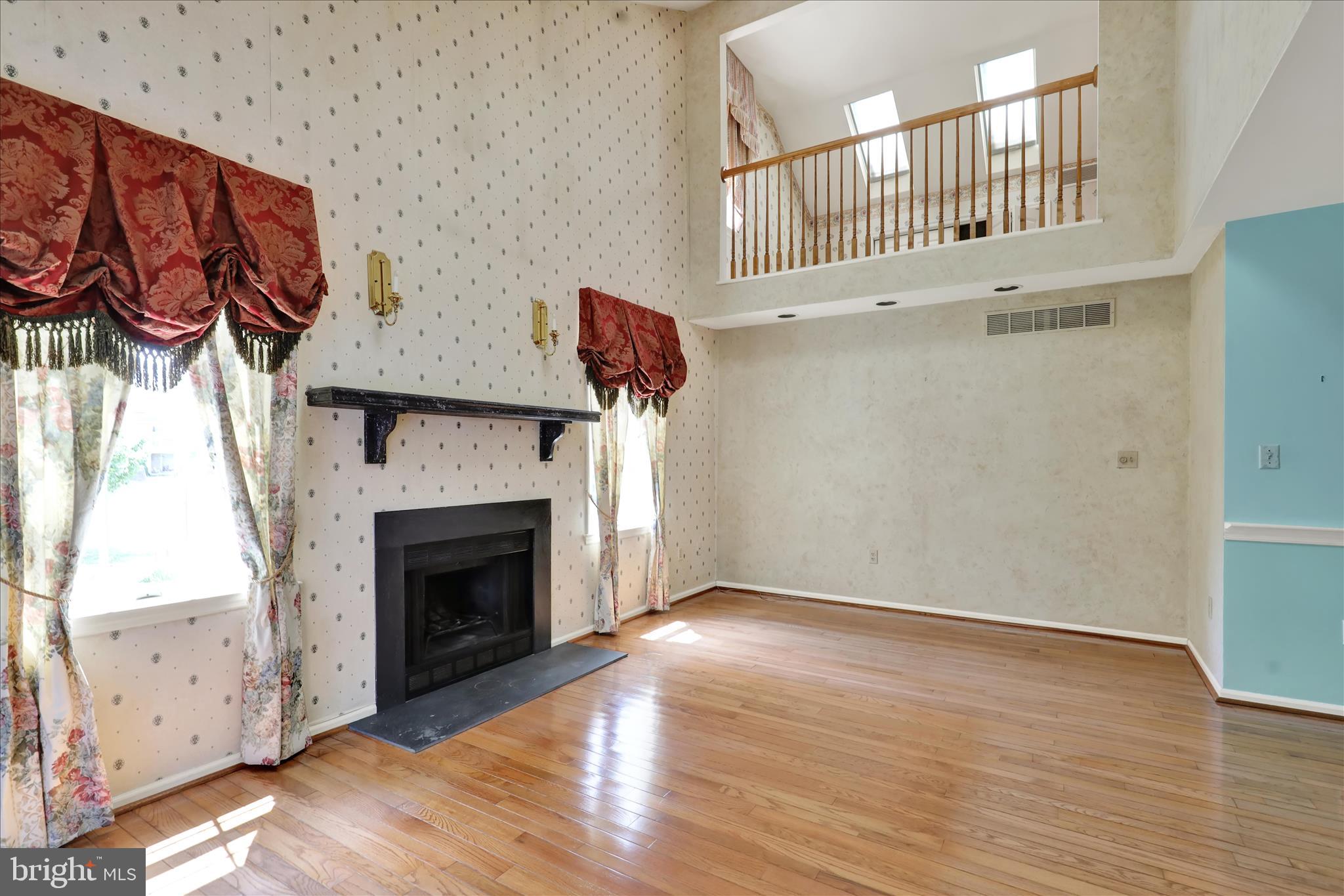 DOUGLAS MEADOWS - Residential