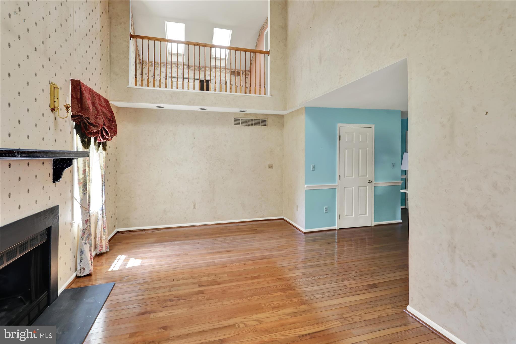 DOUGLAS MEADOWS - Residential