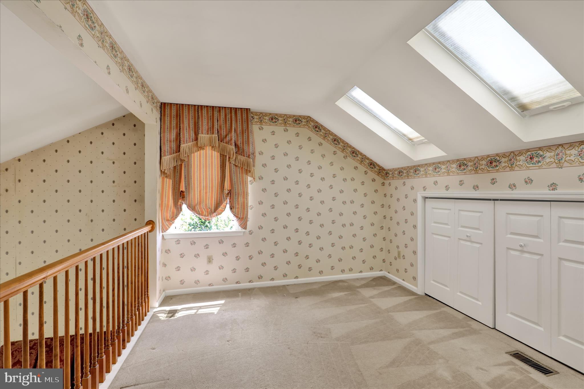 DOUGLAS MEADOWS - Residential