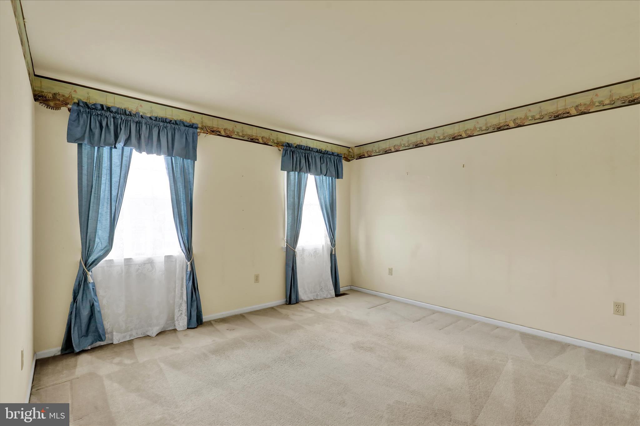 DOUGLAS MEADOWS - Residential