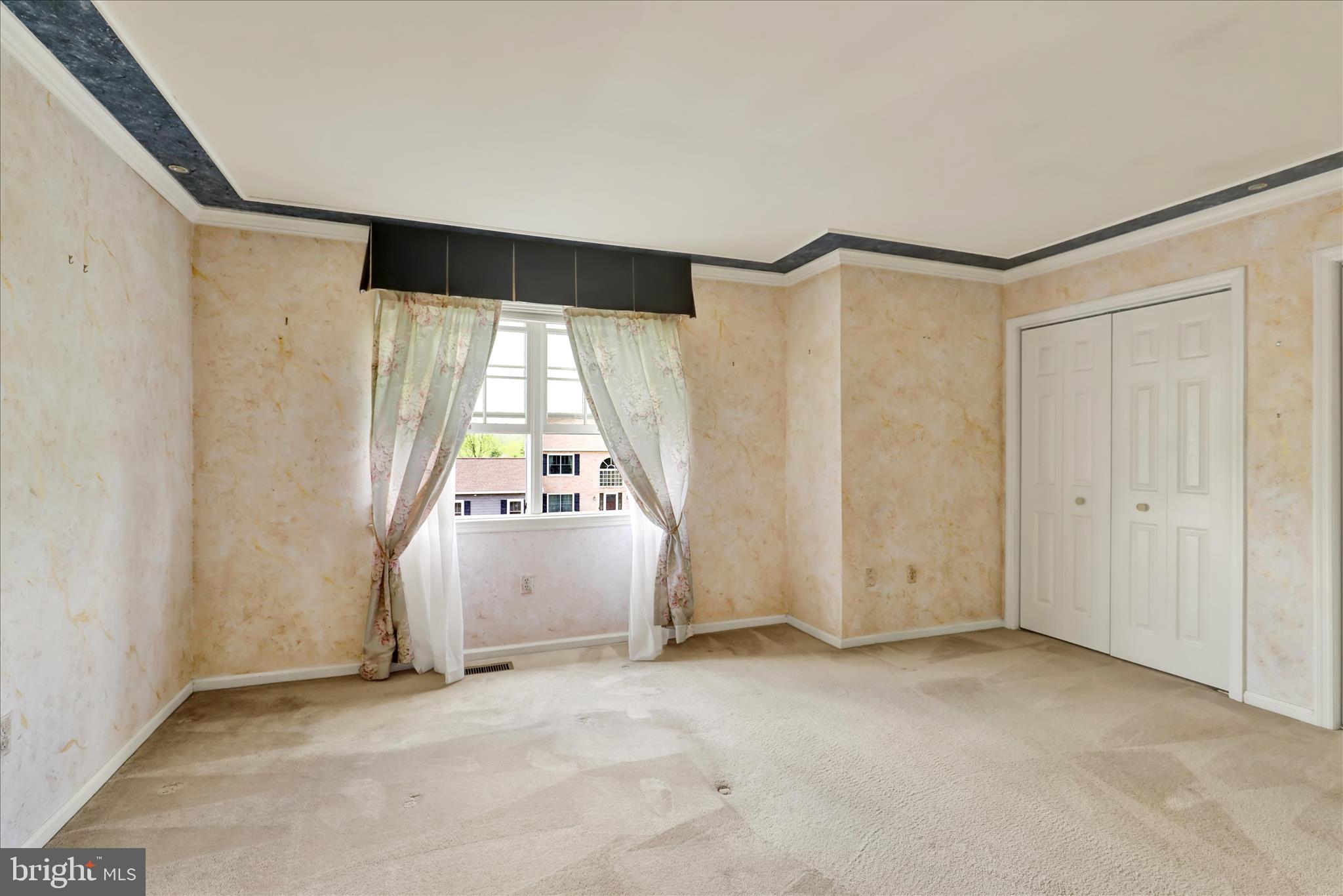 DOUGLAS MEADOWS - Residential