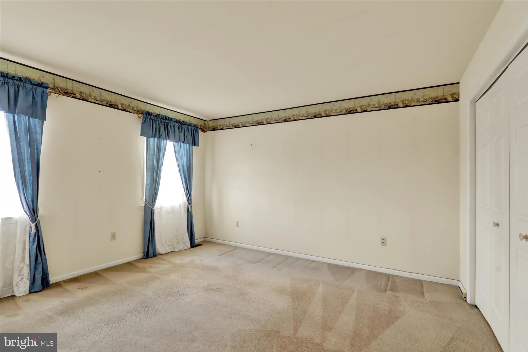 DOUGLAS MEADOWS - Residential