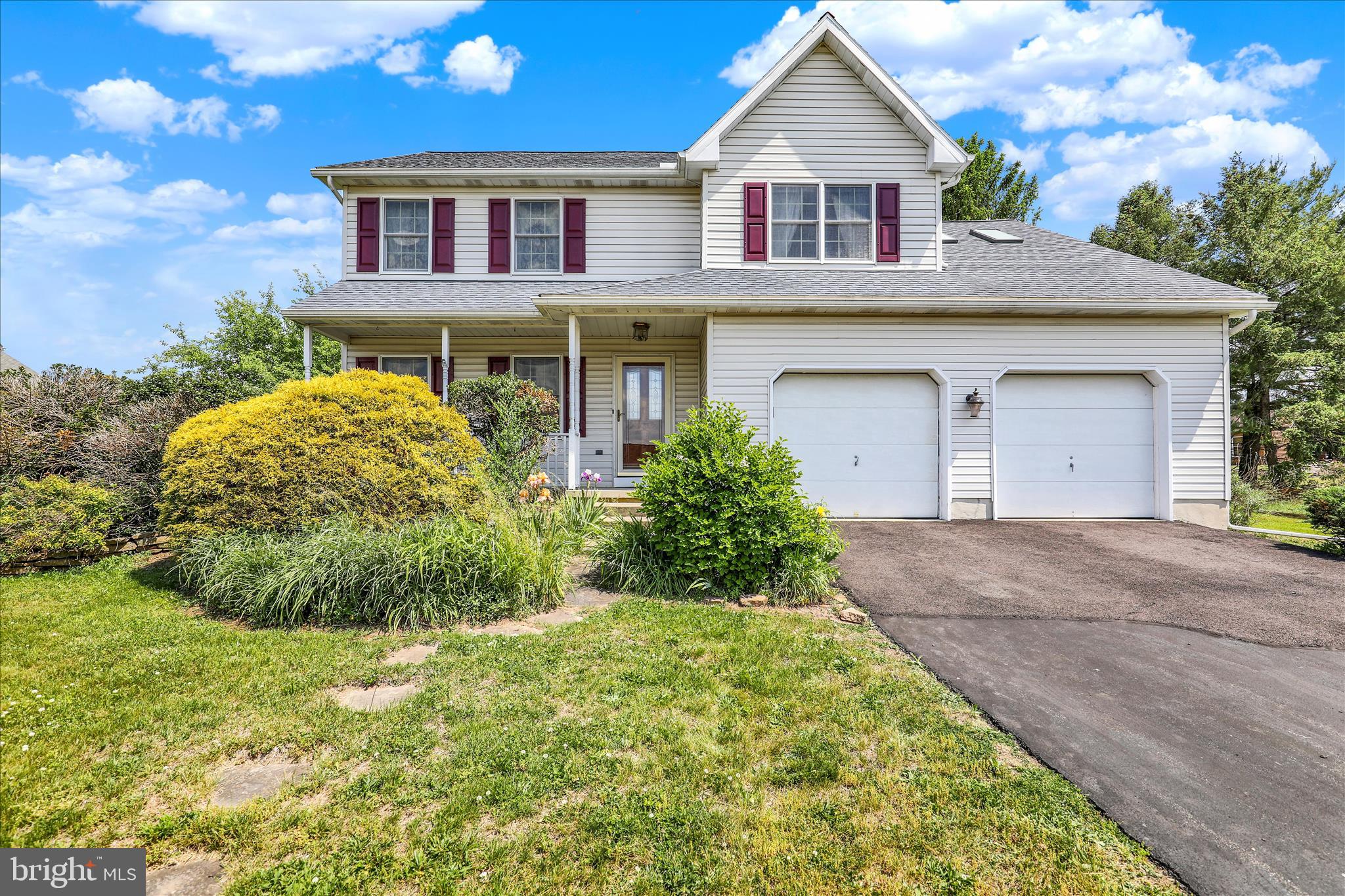 DOUGLAS MEADOWS - Residential