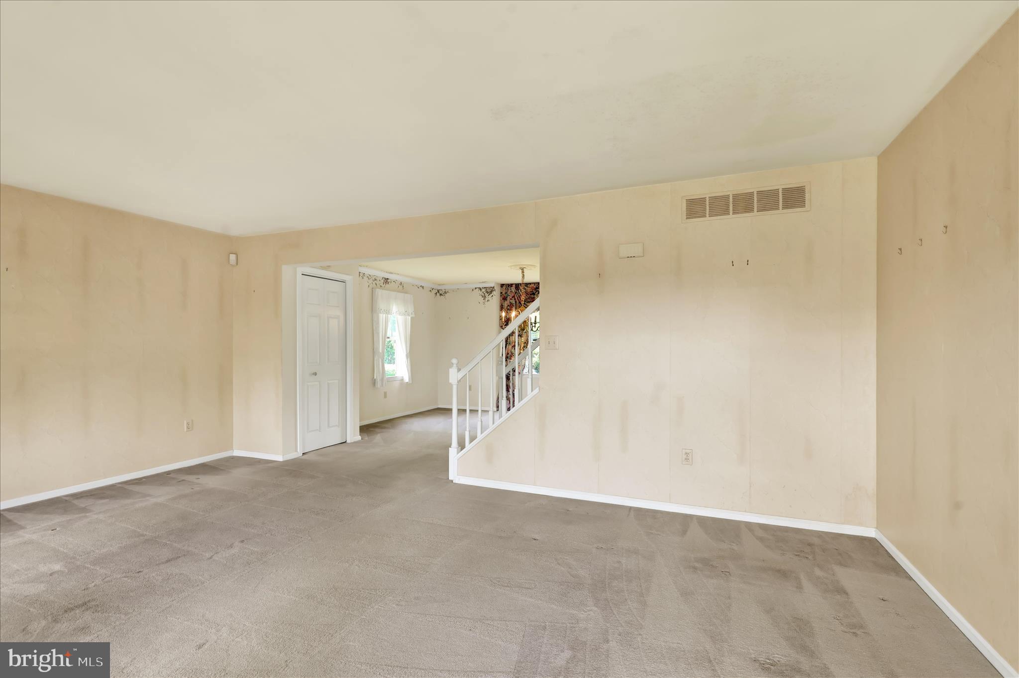 DOUGLAS MEADOWS - Residential