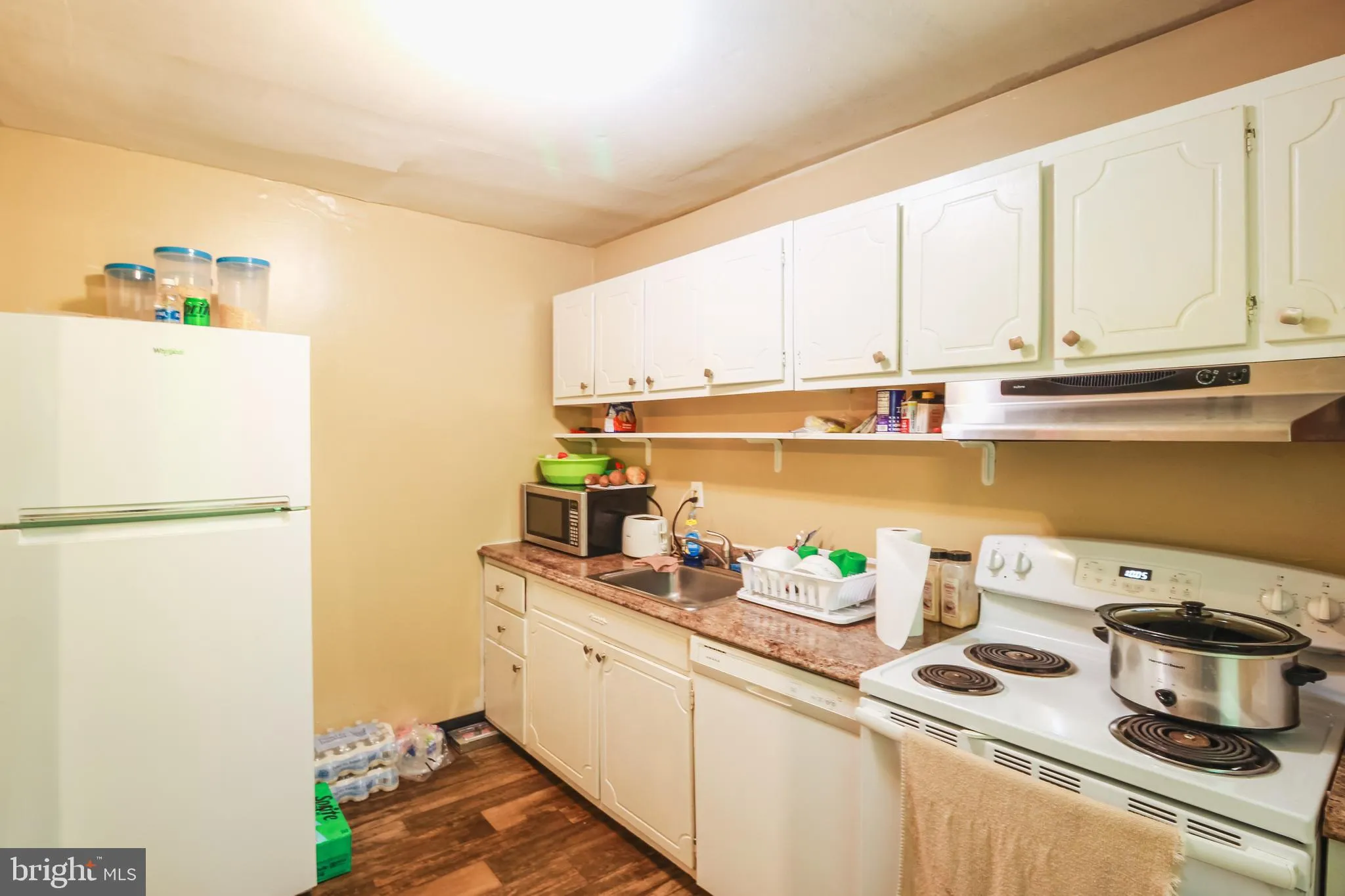 Burlington, New Jersey 08016, United States, 2 Bedrooms Bedrooms, ,1 BathroomBathrooms,Residential,Pending,131691