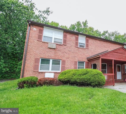 415 GARNET DRIVE BURLINGTON NJ 08016